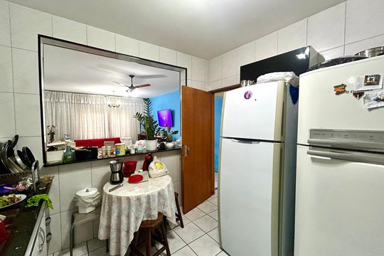 Cozinha de casa à venda com 5 quartos, 292m² em Jardim Rosa de Franca, Guarulhos