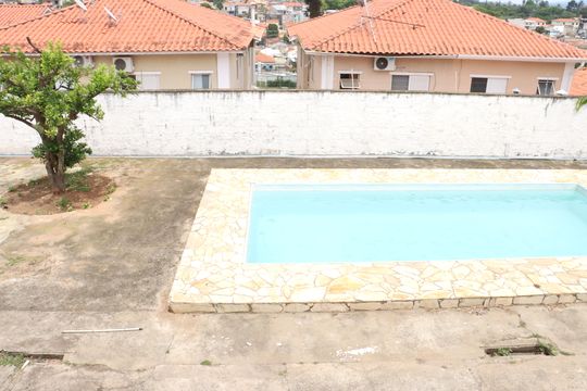 Área comum de casa para alugar com 4 quartos, 1001m² em Vila Santo Antônio, Cotia