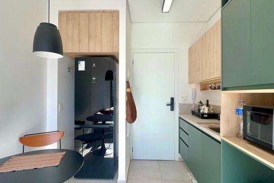 Cozinha de kitnet/studio à venda com 1 quarto, 40m² em Sumarezinho, São Paulo