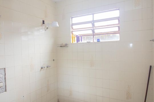 Banheiro Social de casa à venda com 3 quartos, 296m² em Fonte Grande, Contagem
