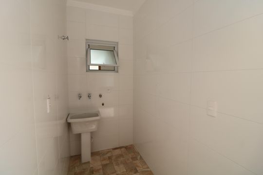 Área de Serviço de casa à venda com 3 quartos, 107m² em Vila Lucia, São Paulo