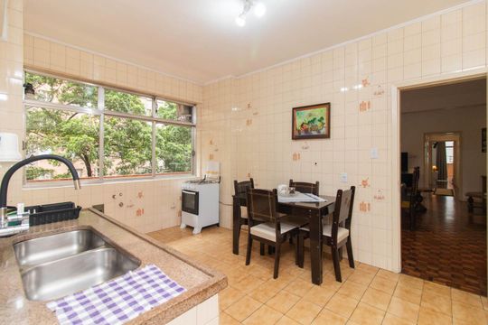 Cozinha de apartamento à venda com 4 quartos, 227m² em Centro Histórico, Porto Alegre