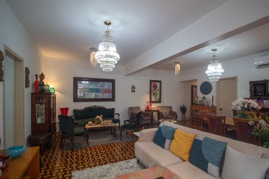 Apartamento à venda com 4 quartos, 243m² em Centro Histórico, Porto Alegre