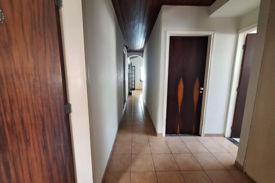 Casa à venda com 4 quartos, 255m² em Torres de São José, Jundiaí