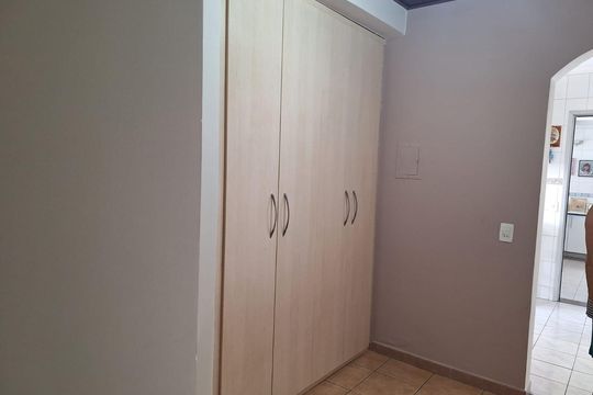 Casa à venda com 4 quartos, 255m² em Torres de São José, Jundiaí