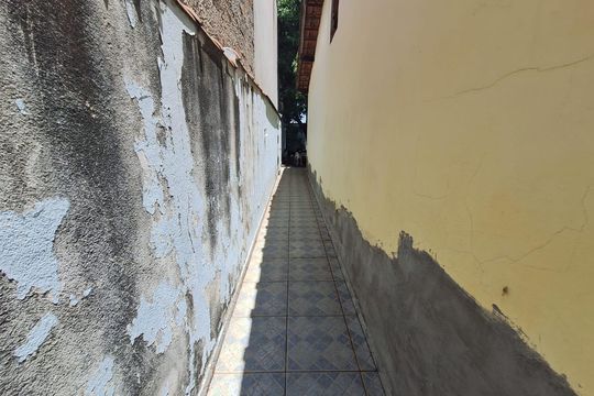 Casa à venda com 4 quartos, 255m² em Torres de São José, Jundiaí