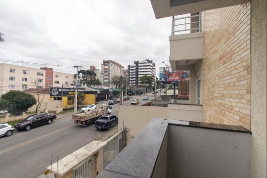 Varanda Suíte de apartamento para alugar com 2 quartos, 59m² em Água Verde, Curitiba
