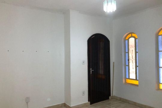 Casa à venda com 1 quarto, 60m² em Parque Novo Oratório, Santo André