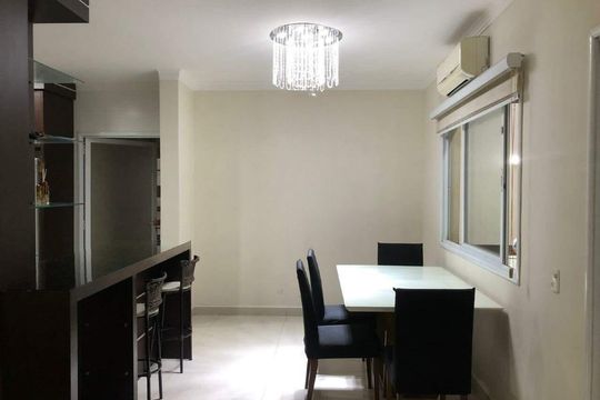 Casa à venda com 4 quartos, 226m² em Jardim Ipaussurama, Campinas