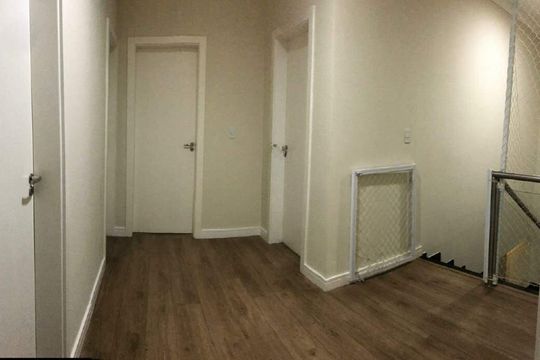 Casa à venda com 4 quartos, 226m² em Jardim Ipaussurama, Campinas