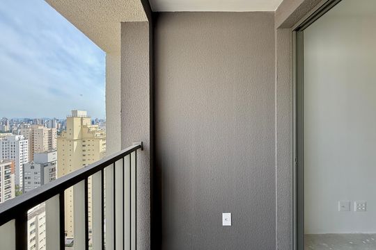Sacada de kitnet/studio para alugar com 1 quarto, 27m² em Cidade Monções, São Paulo