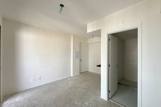 Quarto de kitnet/studio para alugar com 1 quarto, 27m² em Cidade Monções, São Paulo