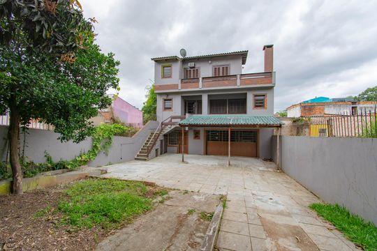 Casa à venda com 3 quartos, 163m² em São Luís, Canoas