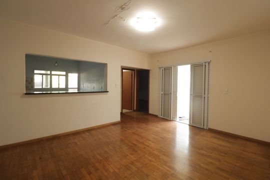 Apartamento à venda com 3 quartos, 188m² em Vila Santa Terezinha, Várzea Paulista