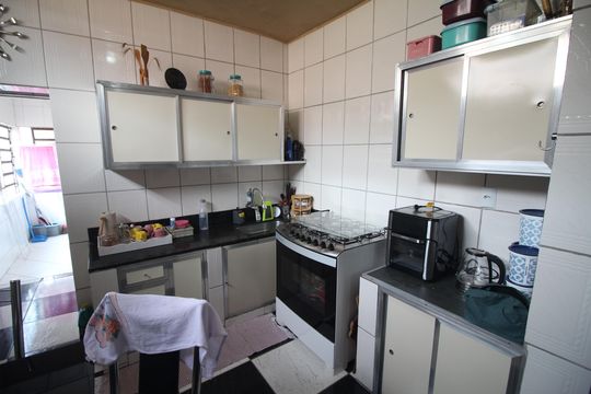 Cozinha de casa à venda com 5 quartos, 120m² em Santa Maria, Belo Horizonte