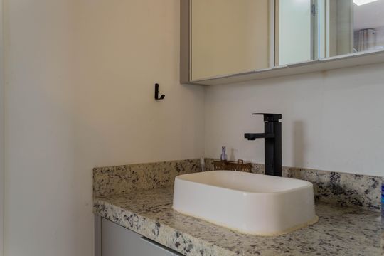 Banheiro de apartamento à venda com 2 quartos, 35m² em Parque Bristol, São Bernardo do Campo