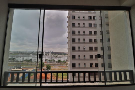 Sacada de apartamento para alugar com 2 quartos, 51m² em Shopping Park, Uberlândia