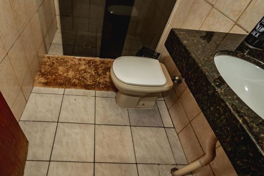 Casa à venda com 4 quartos, 160m² em Planalto, Belo Horizonte