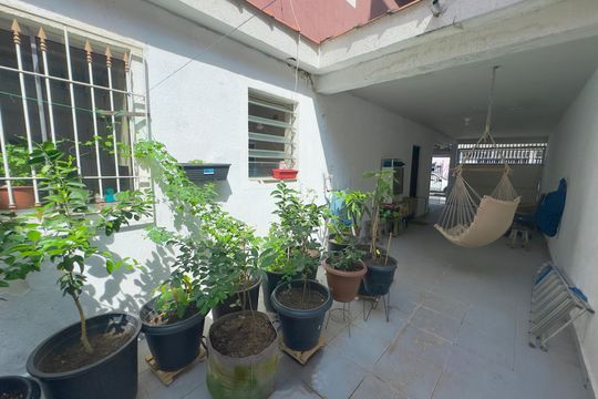Quintal de casa à venda com 3 quartos, 120m² em Macedo, Guarulhos