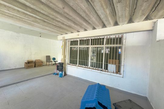 Garagem de casa à venda com 3 quartos, 120m² em Macedo, Guarulhos