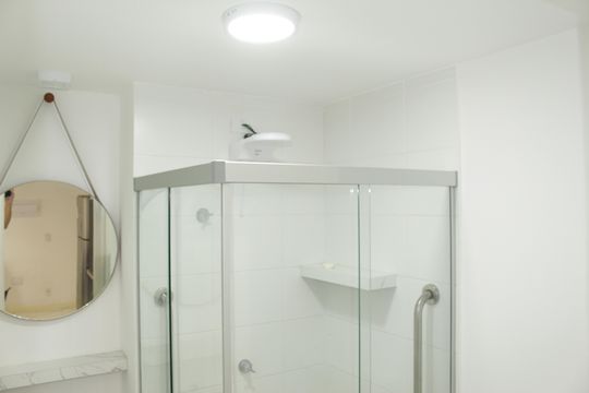 Banheiro de kitnet/studio à venda com 1 quarto, 25m² em Campos Elíseos, São Paulo