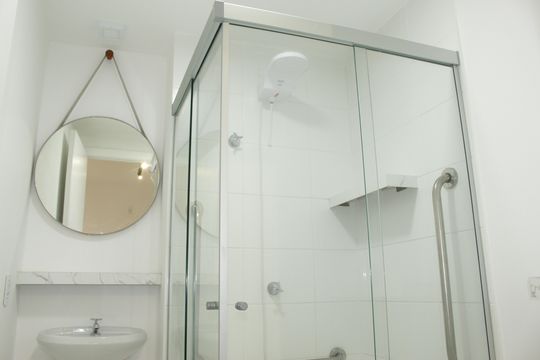 Banheiro de kitnet/studio à venda com 1 quarto, 25m² em Campos Elíseos, São Paulo