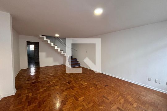 Sala de casa para alugar com 3 quartos, 217m² em Mirandópolis, São Paulo