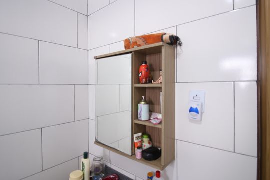 Casa à venda com 2 quartos, 124m² em Jardim Paraguacu, São Paulo