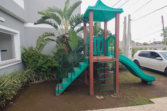 Área comum - Playground de casa de condomínio para alugar com 2 quartos, 55m² em Restinga, Porto Alegre