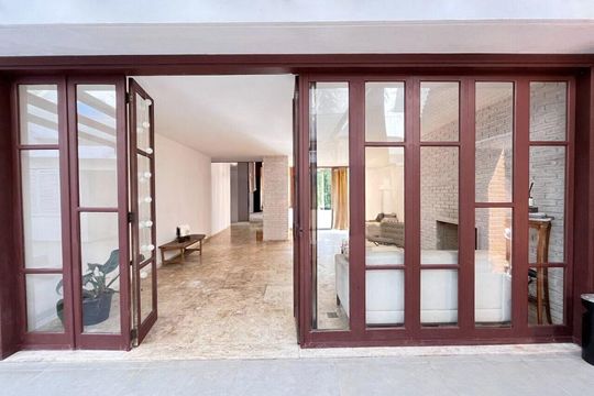 Casa à venda com 7 quartos, 376m² em Alto de Pinheiros, São Paulo