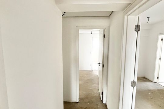 Corredor de apartamento à venda com 4 quartos, 298m² em Vila Ester (zona Norte), São Paulo