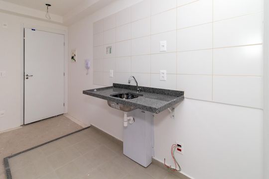 Cozinha de apartamento para alugar com 2 quartos, 36m² em Barra Funda, São Paulo