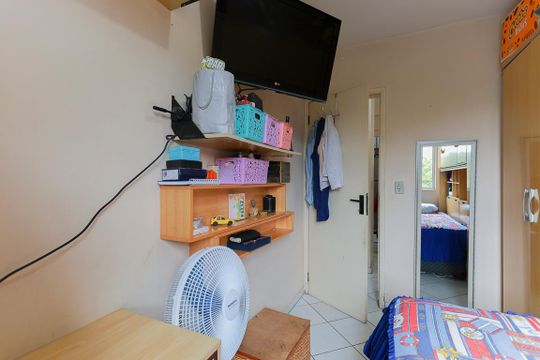 Quarto de apartamento à venda com 2 quartos, 51m² em Parada Inglesa, São Paulo