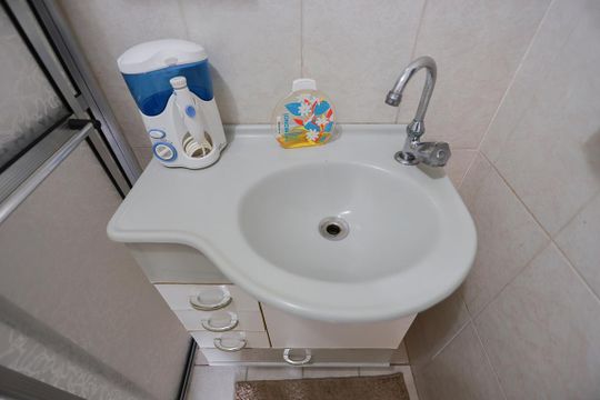 Banheiro de apartamento à venda com 2 quartos, 51m² em Parada Inglesa, São Paulo