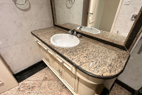 Banheiro Social de apartamento à venda com 4 quartos, 296m² em Copacabana, Rio de Janeiro