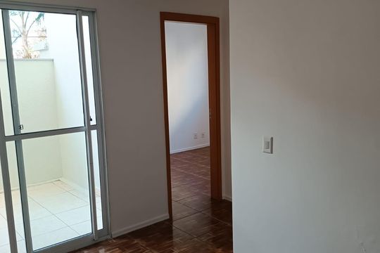 Apartamento à venda com 2 quartos, 52m² em Vila Rosa, Novo Hamburgo