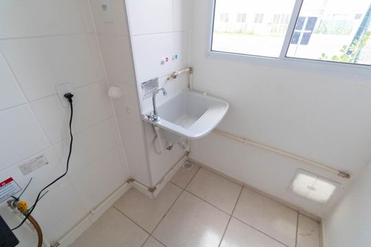 Área de Serviço de apartamento para alugar com 2 quartos, 57m² em Campo Grande, Rio de Janeiro