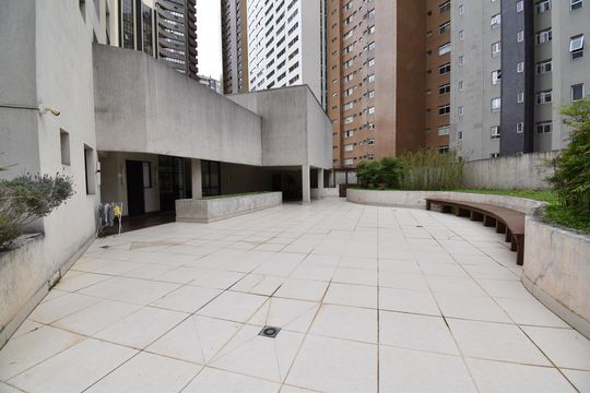 Área comum de apartamento para alugar com 1 quarto, 48m² em Bigorrilho, Curitiba