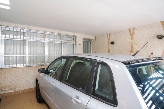 Garagem de casa à venda com 3 quartos, 180m² em Barcelona, São Caetano do Sul