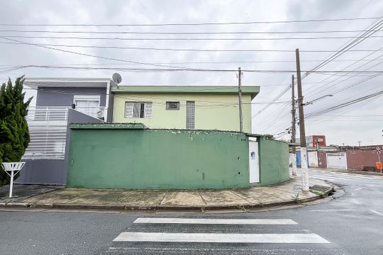 Fachada + plaquinha de casa à venda com 2 quartos, 122m² em Jardim Orlandina, São Bernardo do Campo