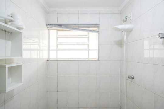 Banheiro 2 de casa à venda com 2 quartos, 122m² em Jardim Orlandina, São Bernardo do Campo