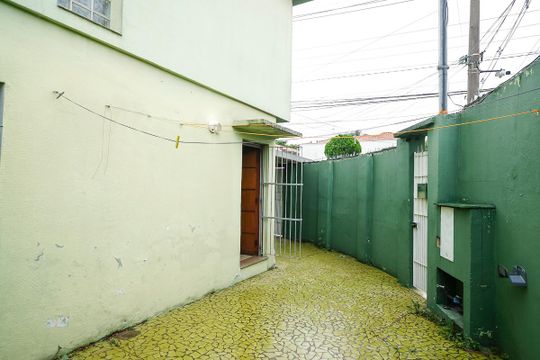 Quintal de casa à venda com 2 quartos, 122m² em Jardim Orlandina, São Bernardo do Campo