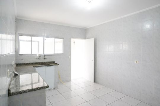 Cozinha de casa à venda com 2 quartos, 122m² em Jardim Orlandina, São Bernardo do Campo