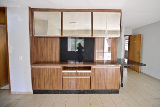 Sala de apartamento para alugar com 2 quartos, 80m² em Setor Negrão de Lima, Goiânia