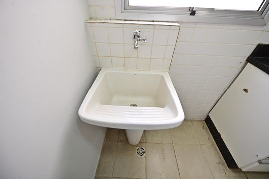 Área de Serviço de apartamento para alugar com 2 quartos, 80m² em Setor Negrão de Lima, Goiânia