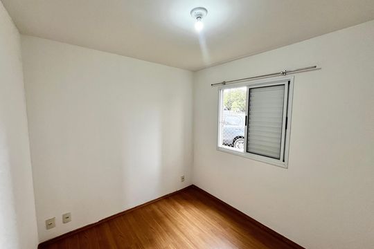 Quarto 2 de apartamento para alugar com 2 quartos, 50m² em Vila Bela Vista (zona Norte), São Paulo