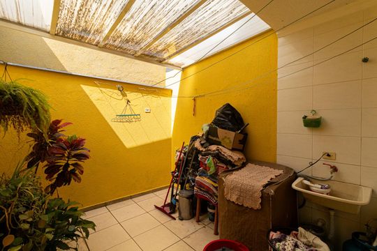 Área de Serviço de casa à venda com 3 quartos, 147m² em Jardim Fernandes, São Paulo