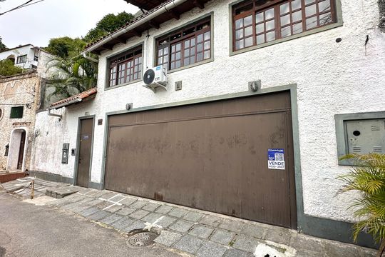 Fachada de casa à venda com 4 quartos, 524m² em Vidigal, Rio de Janeiro
