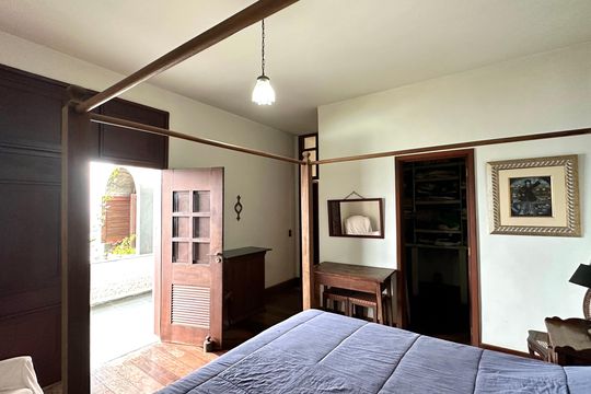 Suíte  de casa à venda com 4 quartos, 524m² em Vidigal, Rio de Janeiro