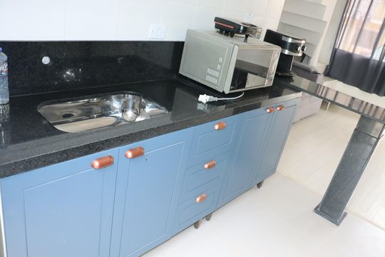 Cozinha de casa de condomínio para alugar com 2 quartos, 148m² em Chácara Ondas Verdes, Cotia